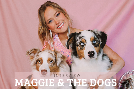 Meet Maggie & the dogs : Finley & Sadie